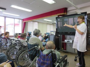 8月職員